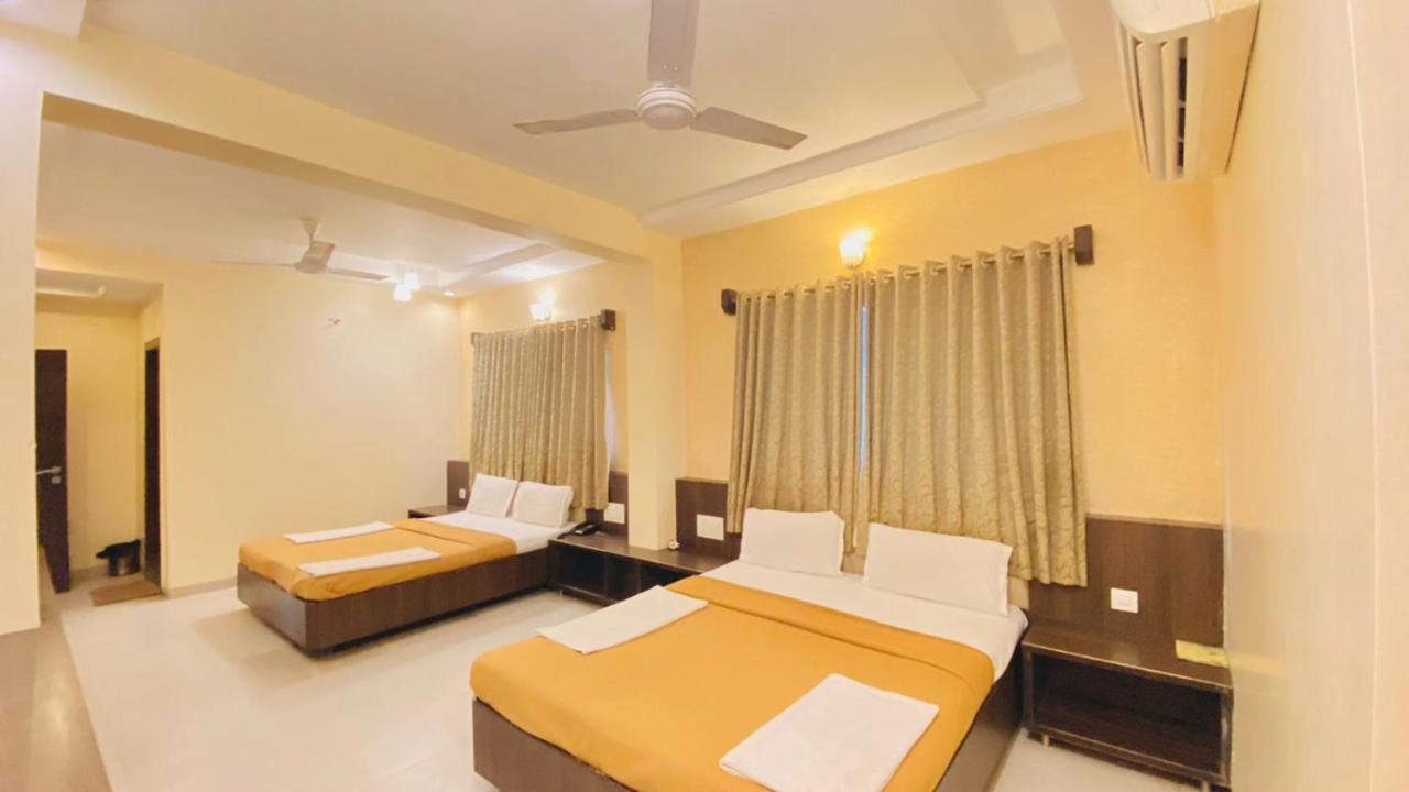 Hotel Sai Gurusthan